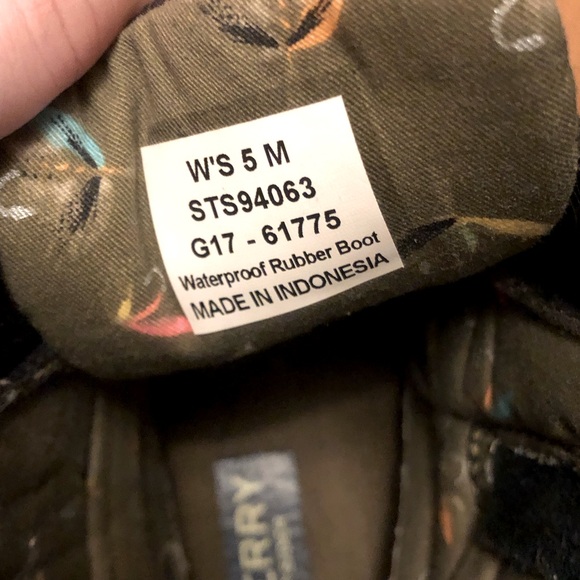 EXCELLENT CONDITION Sperry Boots in Black with Side Zipper in Women Size 5 - Picture 5 of 6